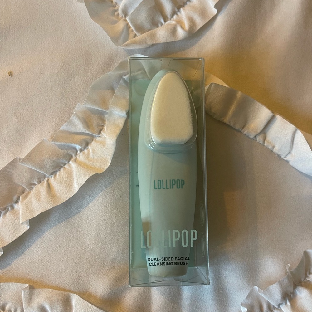 Lollipop Dual-Sided Facial Cleansing Brush